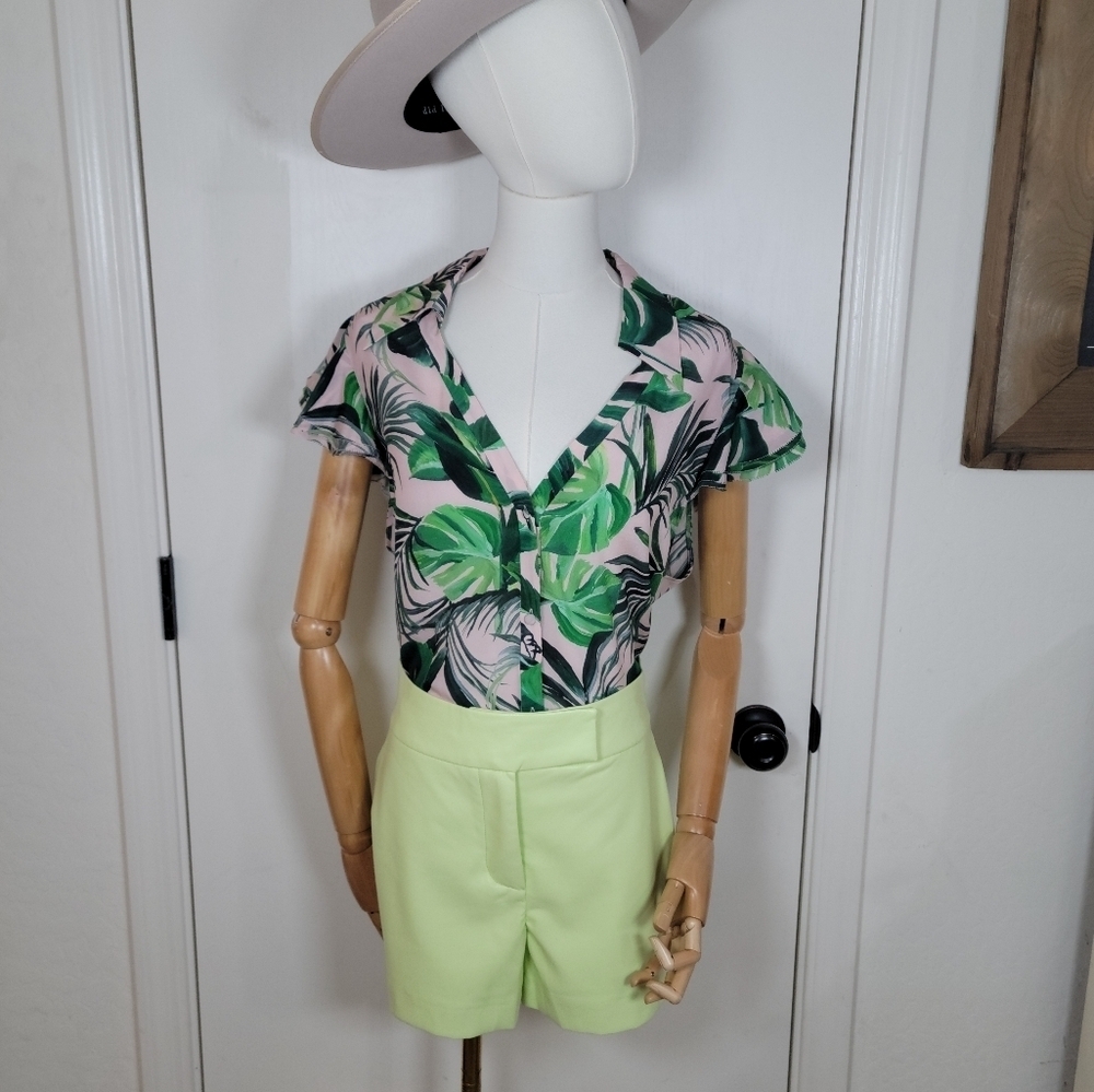 House of Harlow 1960 Faux Leather High Waist Shorts Size 8